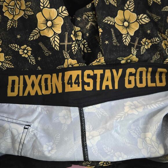DIxxon Flannel Co. Stay Gold 10 Year Boardshorts Size 44 NWOT - Picture 3 of 3